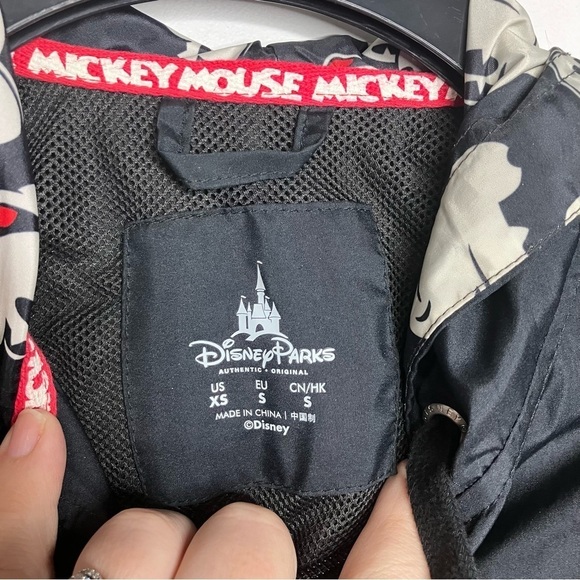 Disney parks Mickey Mouse windbreaker jacket size XS - Picture 4 of 7